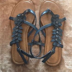 🚨 Ladies navy blue sandals